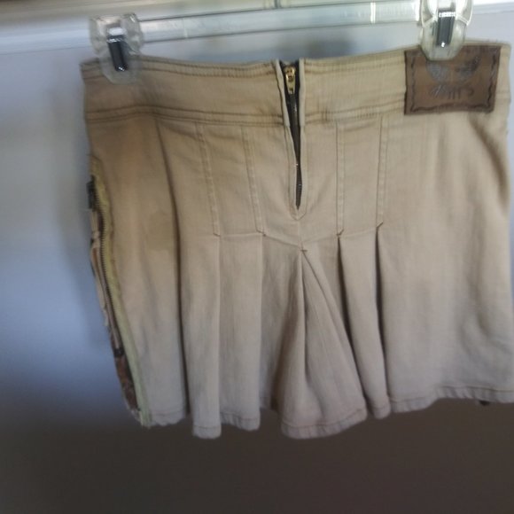 Custom made mini skirt - Picture 4 of 6